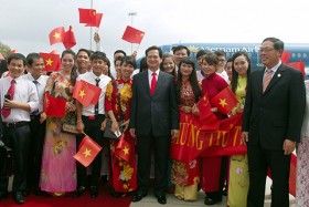 Thủ tướng Nguyễn Tấn Dũng tới Nam Ninh, Trung Quốc