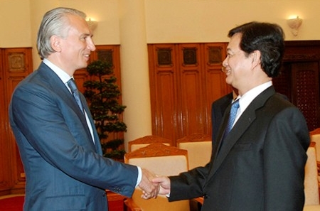 Thủ tướng Nguyễn Tấn Dũng tiếp Tổng giám đốc Công ty Gazprom Neft