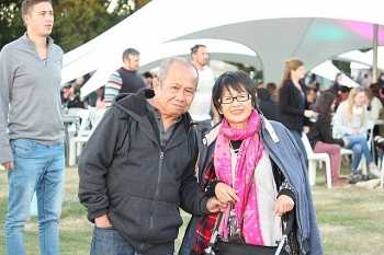Gặp gỡ cặp vợ chồng Việt “đông con cháu” nhất ở Christchurch - New Zealand