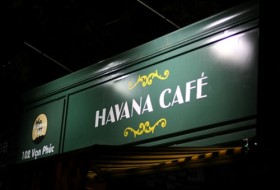 Đón thu Hà Nội với Havana Cafe