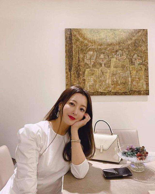 Kim Hee Sun - Mỹ nhân nhận mình đẹp hơn Song Hye Kyo, Kim Tae Hee - 23