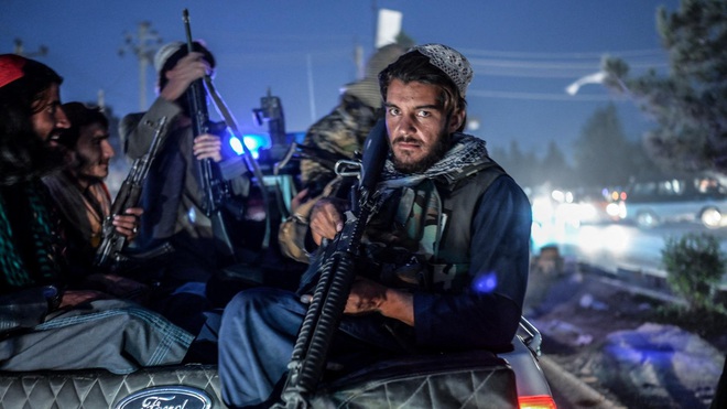 Taliban xóa sổ hang ổ của IS ở Kabul - 1