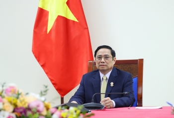 Thủ tướng Phạm Minh Chính điện đàm với Thủ tướng Liên hiệp Vương quốc Anh và Bắc Ai-len