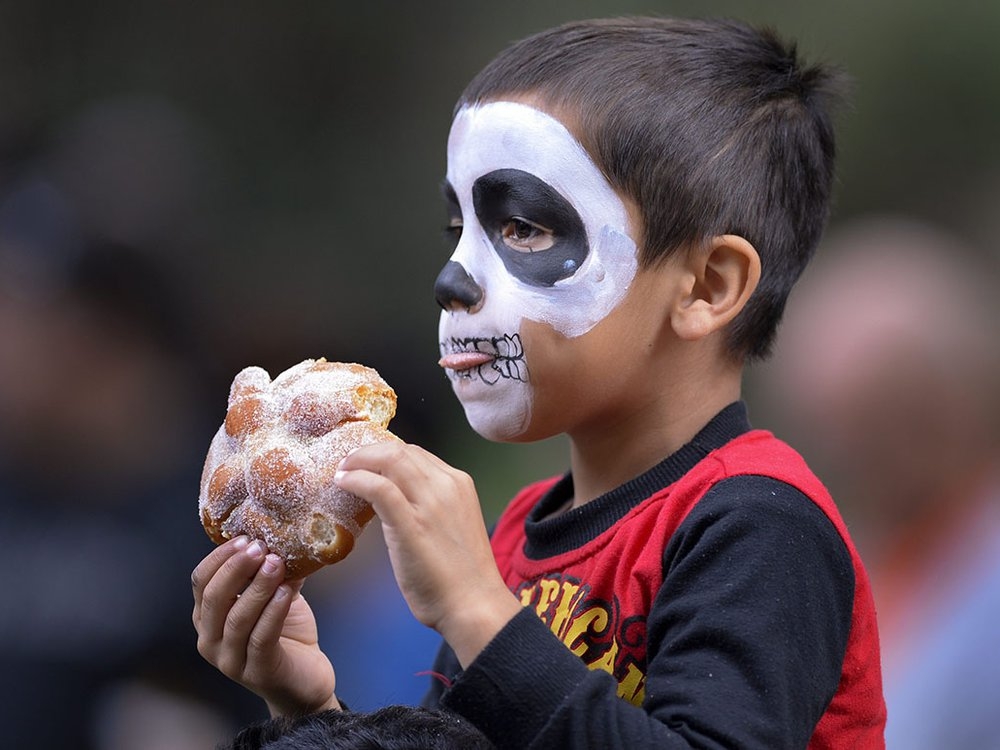 Hòa mình vào không khí lễ hội Halloween độc đáo của các nước