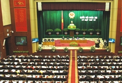 Quốc hội thông qua tăng lương tối thiểu từ 1/7/2013