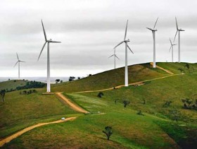 Ứng dụng công nghệ cao nâng hiệu suất trang trại gió