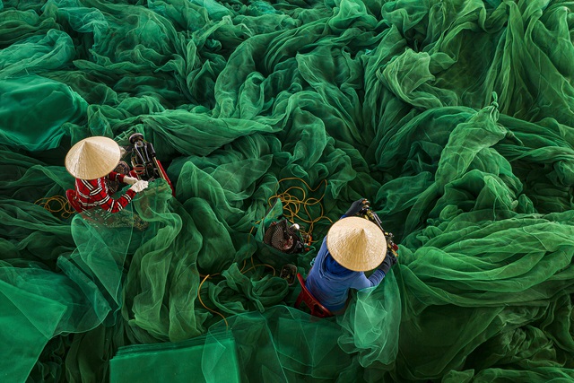Những khoảnh khắc đẹp xao lòng của Việt Nam qua góc nhìn nhiếp ảnh - 4