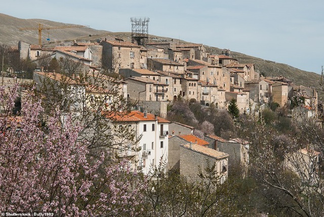 Ngôi làng tuyệt đẹp của Ý chu cấp hơn 1 tỷ đồng cho mỗi người đến sống ở đó - 2