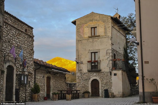 Ngôi làng tuyệt đẹp của Ý chu cấp hơn 1 tỷ đồng cho mỗi người đến sống ở đó - 3