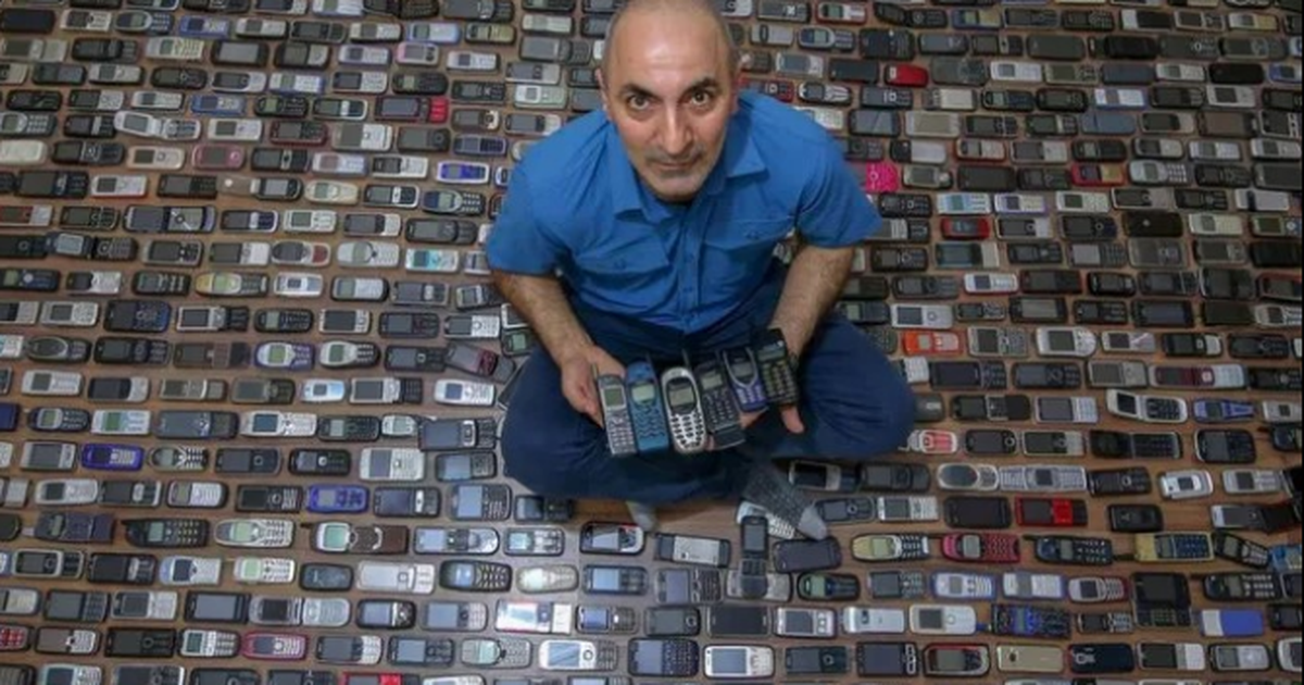 Choáng với bộ sưu tập 1000 chiếc điện thoại của người thợ Thổ Nhĩ Kỳ