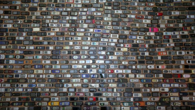 Choáng với bộ sưu tập 1000 chiếc điện thoại của người thợ Thổ Nhĩ Kỳ - 3