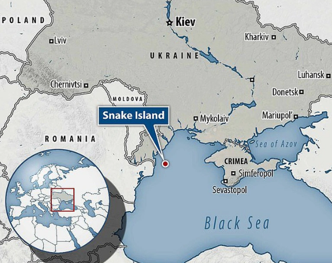 Nga thả 30 tù binh Ukraine trên đảo Rắn - 2