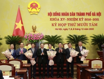 Hà Nội có 5 tân Phó Chủ tịch UBND thành phố