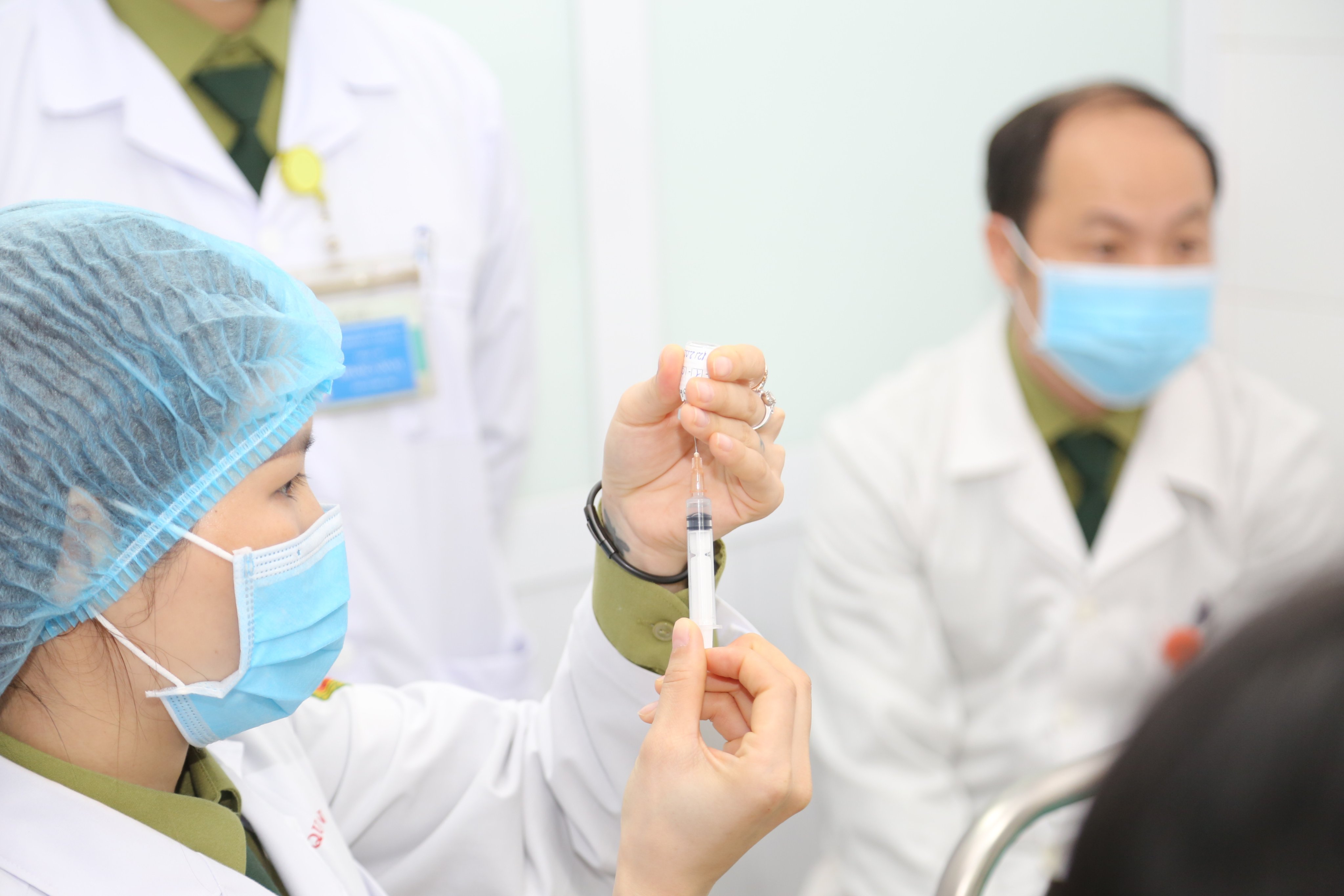 Tiếp tục mở rộng tiêm thử nghiệm vaccine COVID-19 made in Vietnam