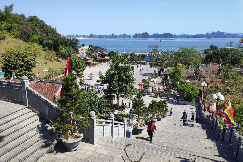 Giữ gìn và phát huy giá trị văn hóa biển đảo của Quảng Ninh