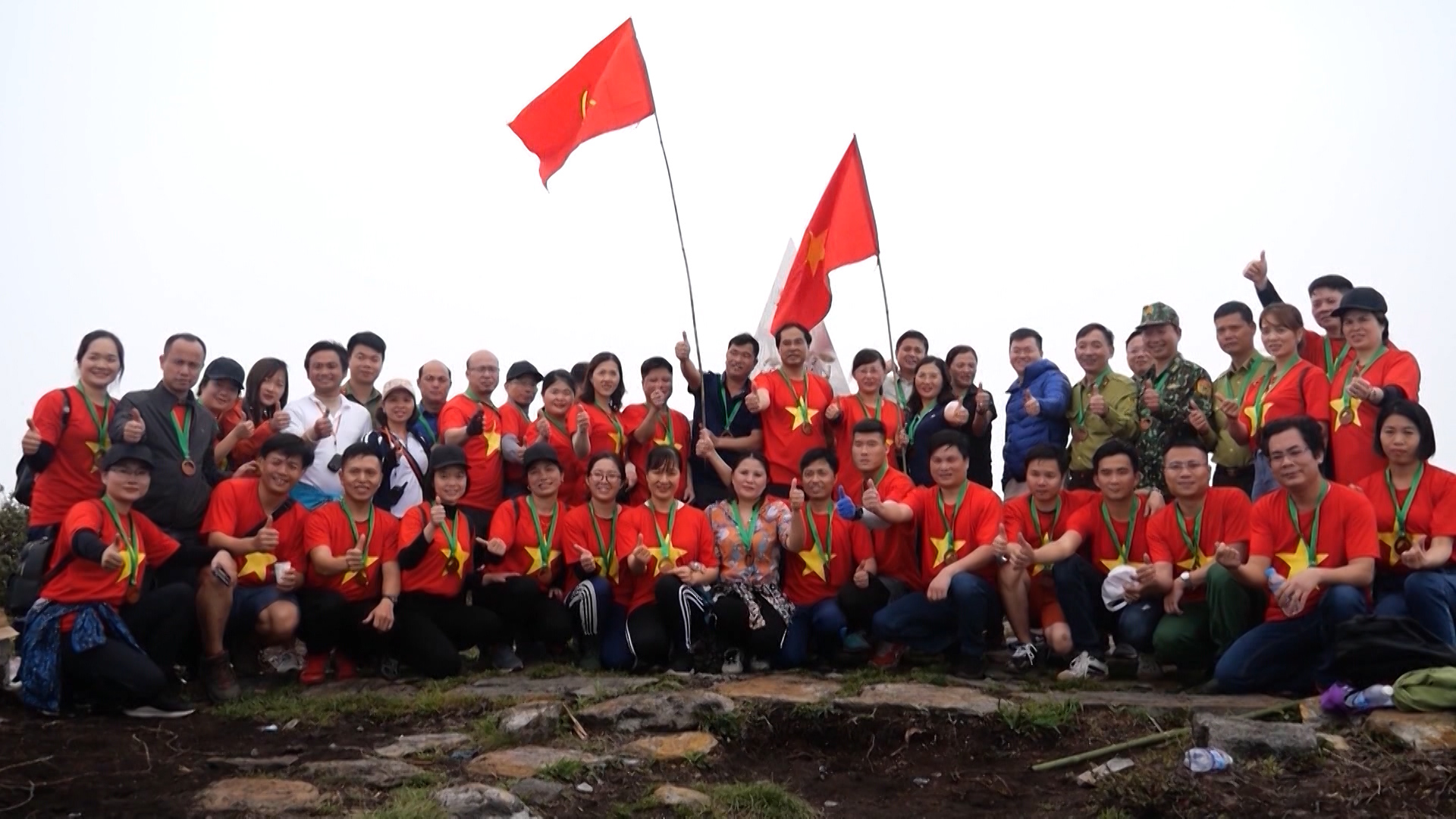 Lào Cai: Bát Xát phát triển du lịch leo núi