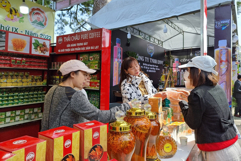 Khai trương phố trà, cà phê, rượu vang và đặc sản Đà Lạt - Lâm Đồng