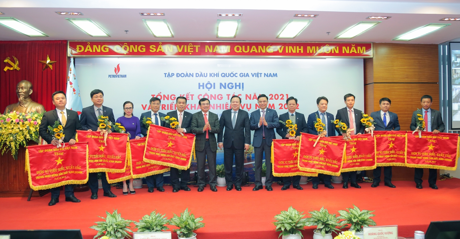 Petrovietnam vượt thách thức, tăng trưởng ngoạn mục