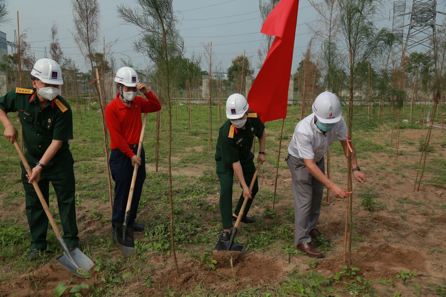 Petrovietnam phát động chương trình trồng 3 triệu cây xanh tại các công trình, địa phương có hoạt động Dầu khí