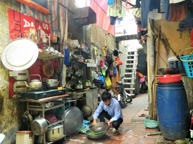 Người dân phố cổ Hà Nội: Vẫn ngóng chờ một cuộc sống “tử tế”