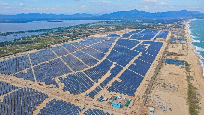 Nhà máy năng lượng mặt trời có quy mô lớn tại Bình Định với tổng mức đầu tư hơn 6.200 tỷ đồng, xây dựng trên diện tích 380 ha