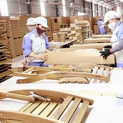 Sản phẩm tủ gỗ Việt Nam bị đề nghị điều tra chống lẩn tránh thuế phòng vệ thương mại