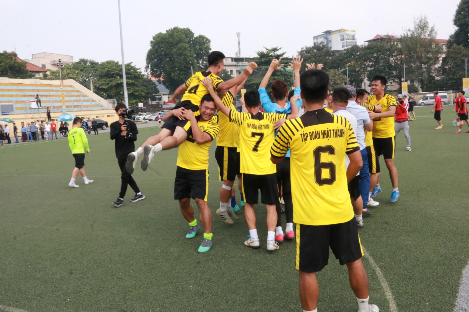Tập đoàn Nhật Thành vô địch Giải bóng đá các cơ quan Trung ương Cúp Báo Đại biểu Nhân dân lần thứ 23