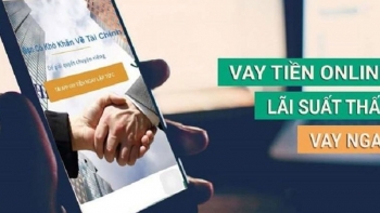 Tin ngân hàng ngày 4/1/2022: Cần công khai danh sách app cho vay online