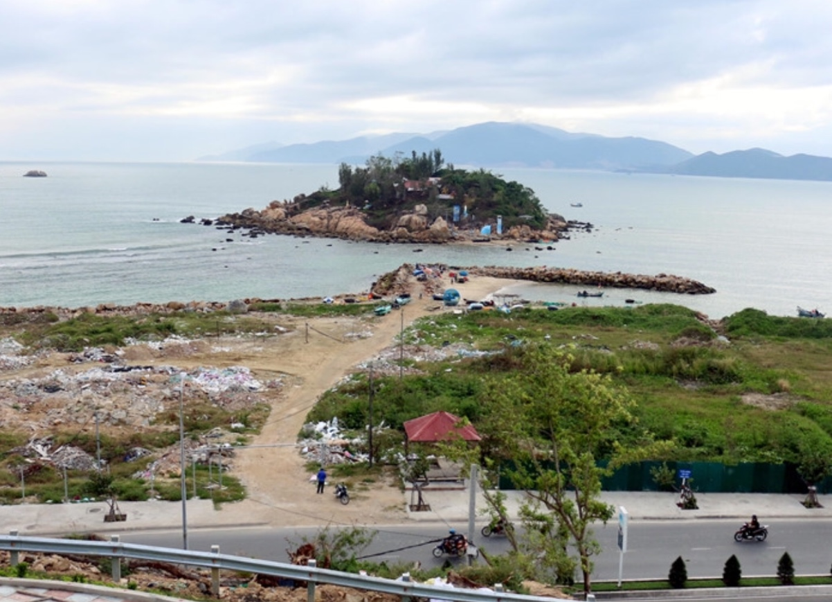 Tin nhanh bất động sản ngày 8/3: Khánh Hòa lên phương án cưỡng chế dự án Sao Nha Trang