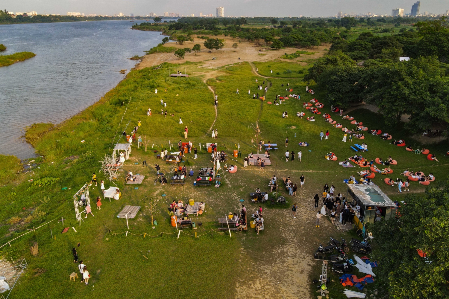 Hà Nội: Nghiên cứu phát triển khu vực bãi giữa sông Hồng thành công viên văn hóa du lịch