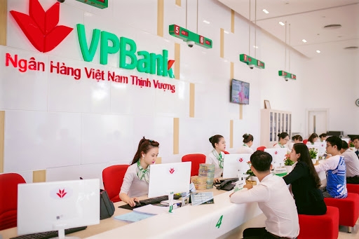 Tin nhanh ngân hàng ngày 11/4: VPBank cung cấp giải pháp cho kinh doanh trực tuyến