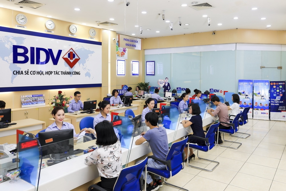 Tin nhanh ngân hàng ngày 1/5: Ngân hàng Sài Gòn được vinh danh top 50 doanh nghiệp tăng trưởng xuất sắc
