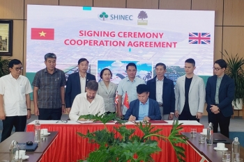 Shinec và Shire Oak International hợp tác phát triển dự án điện mặt trời áp mái thí điểm tại KCN Nam Cầu Kiền