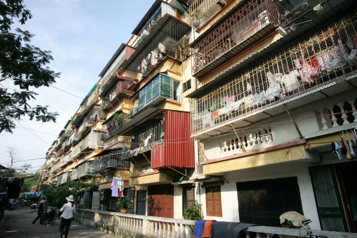 Tin nhanh bất động sản ngày 3/5: Buộc tháo dỡ biệt thự xây dựng không phép tại Bảo Lộc, Lâm Đồng