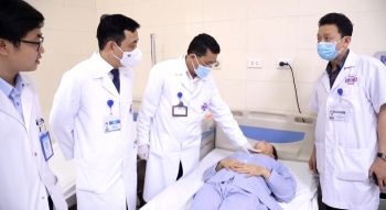 Bệnh viện K phẫu thuật thành công u tuyến giáp bằng hệ thống Robot lần đầu tiên tại Việt Nam