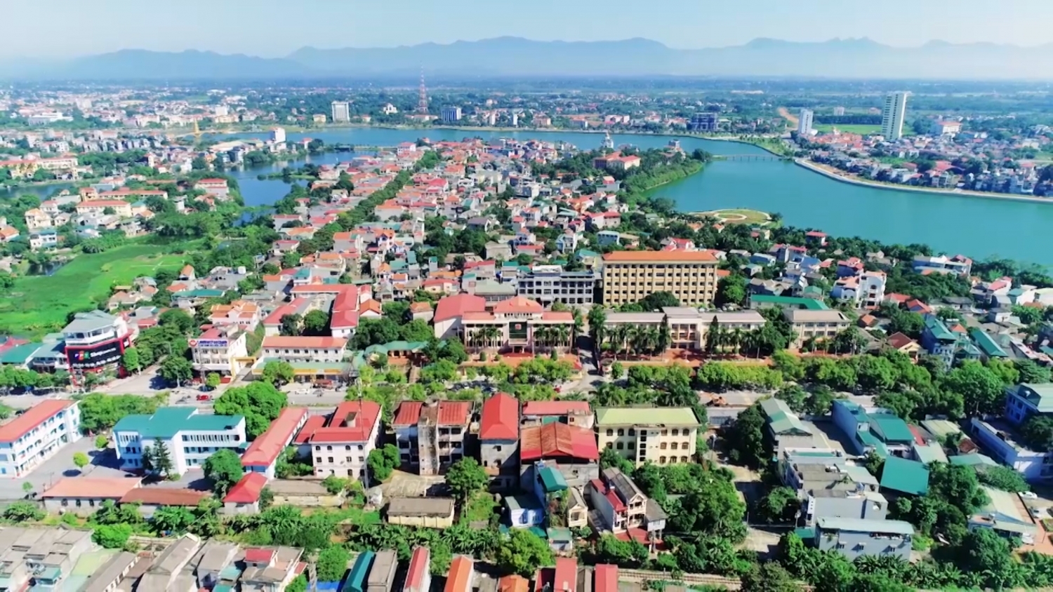 Tin nhanh bất động sản ngày 28/5: Phát Đạt chấm dứt đầu tư dự án gần 1.742 tỉ đồng tại Quảng Ngãi