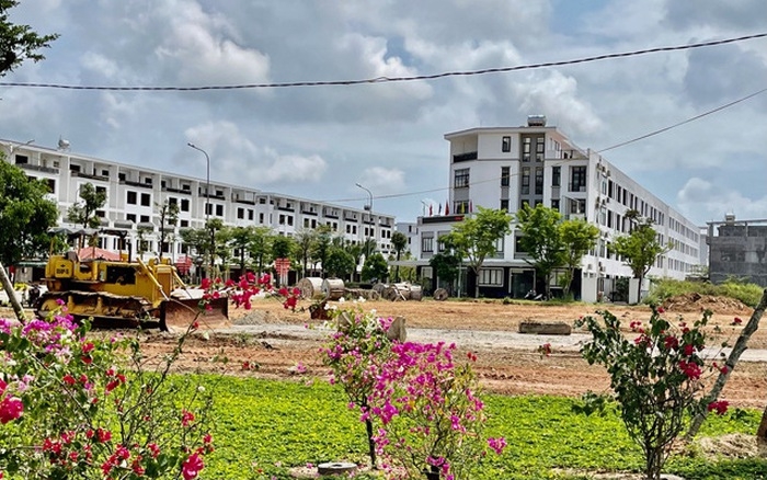 Tin nhanh bất động sản ngày 28/7: Liên danh Central Capital - PMIC - Happy House Việt Nhật đề xuất nghiên cứu đầu tư nhà ở xã hội tại Quảng Ngãi