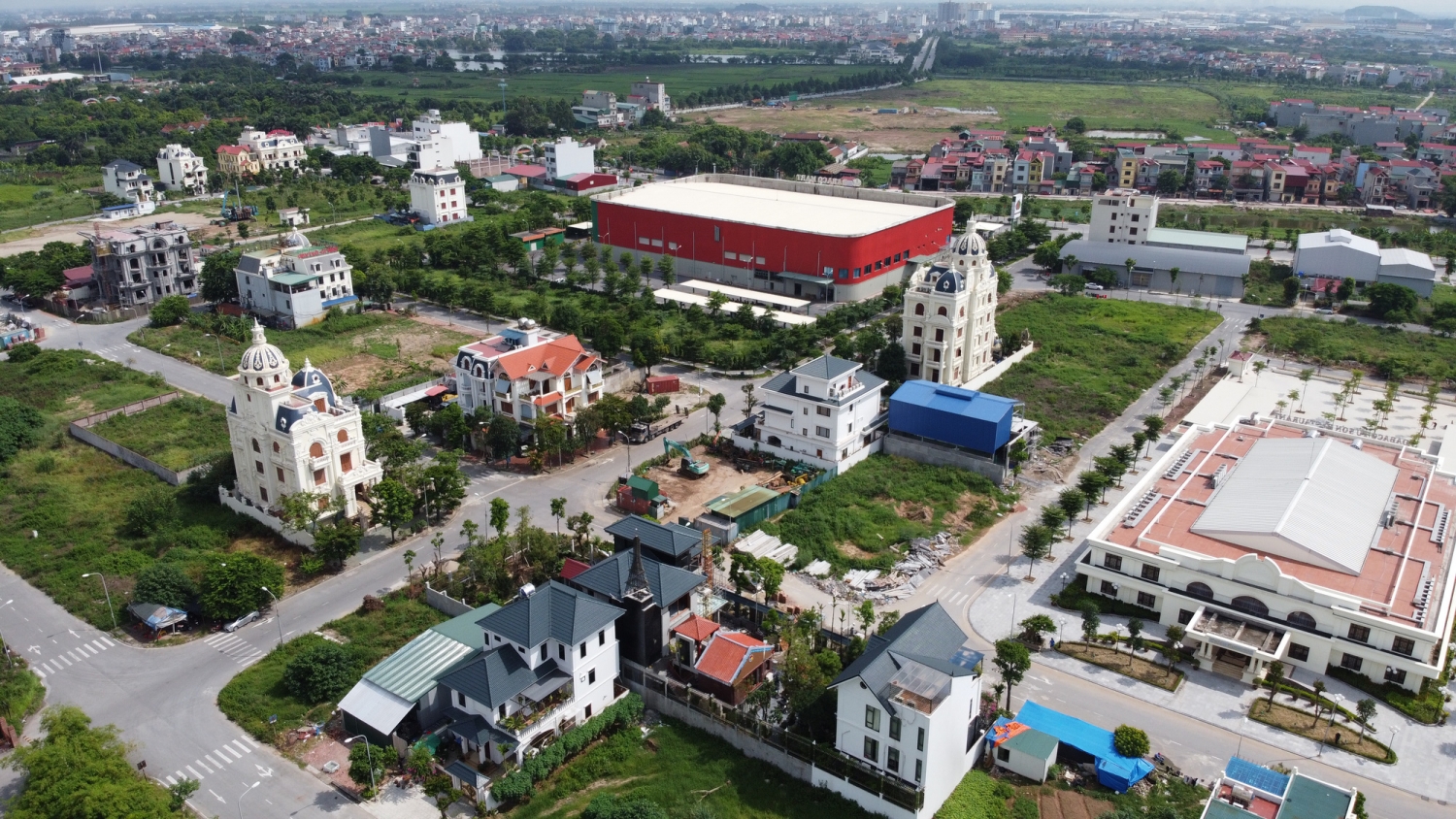 Tin nhanh bất động sản ngày 18/11: Tập đoàn Panko Hàn Quốc muốn đầu tư khu đô thị thông minh và sân golf 350 ha tại Quảng Nam
