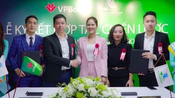 Tin nhanh ngân hàng ngày 22/11: VPBank ký kết hợp tác chiến lược với Phố Xanh Group