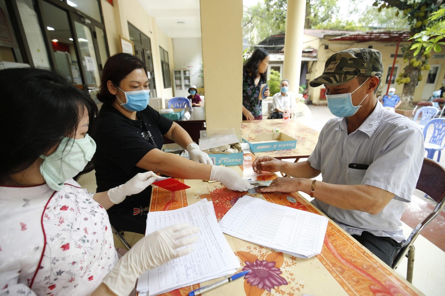 Yêu cầu đẩy nhanh tiến độ hỗ trợ người lao động, người sử dụng lao động từ Quỹ bảo hiểm thất nghiệp