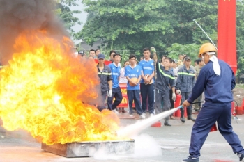 Hôm nay (13/11): Vấn đề phòng cháy chữa cháy sẽ làm “nóng” nghị trường Quốc hội