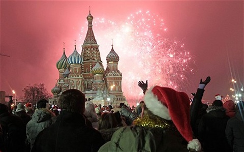 Quảng trường Đỏ rực sáng ở Moscow. Ảnh: Telegraph