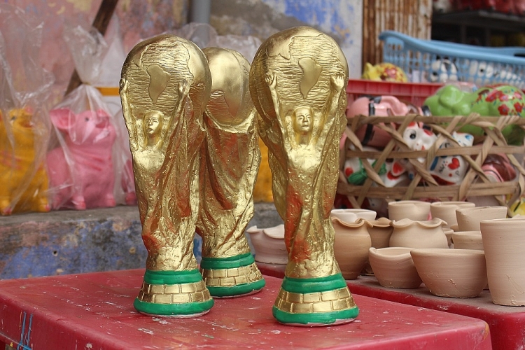 cup world cup made in viet nam vuon tam the gioi