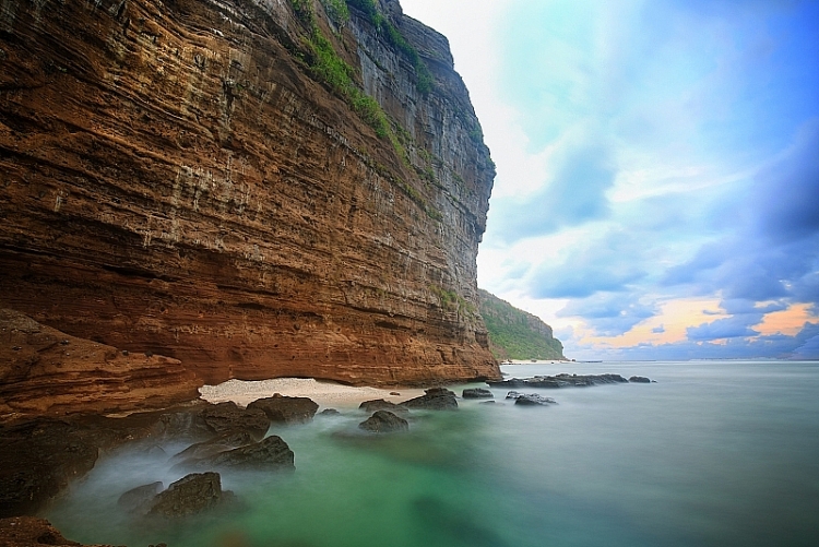 ban da biet nhung dia diem du lich noi tieng tai dao ly son