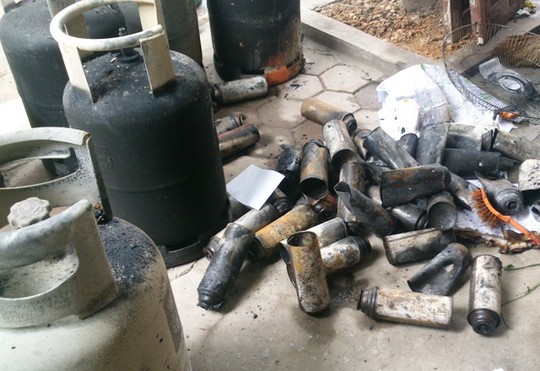 Thanh Hóa: Đại lý gas phát nổ khi đang sang chiết gas