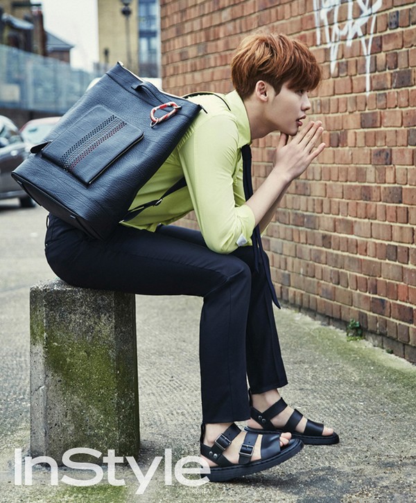 Park Shin Hye "tình tứ" Lee Jong Suk trên tạp chí 