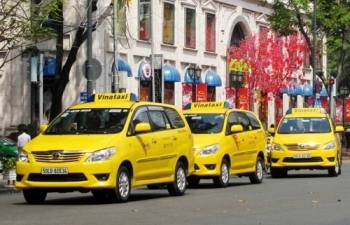 Hai hãng taxi TP HCM muốn sáp nhập để cạnh tranh với Grab
