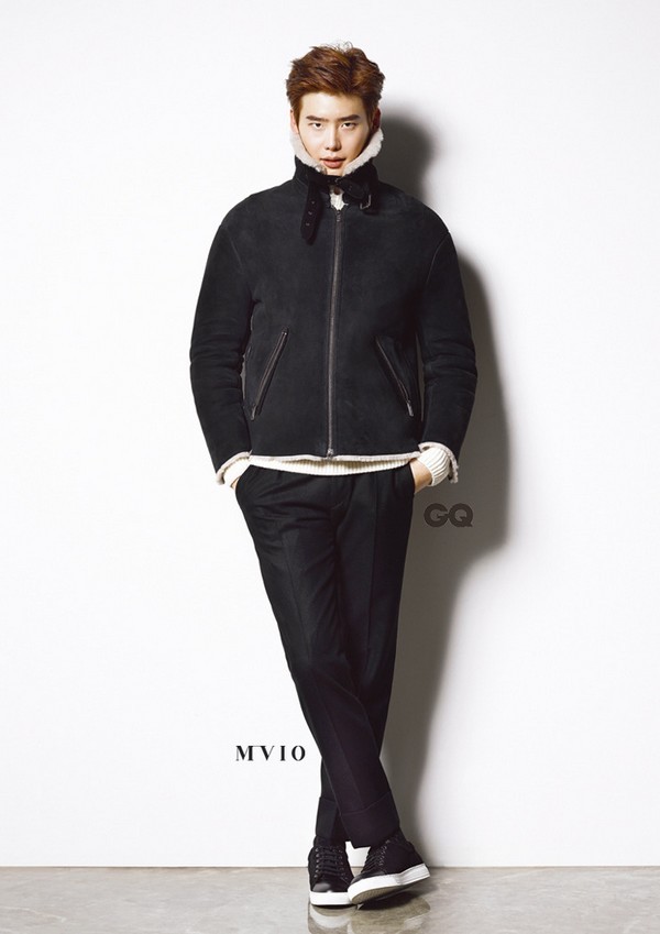 Lee Jong Suk bảnh bao trên tạp chí