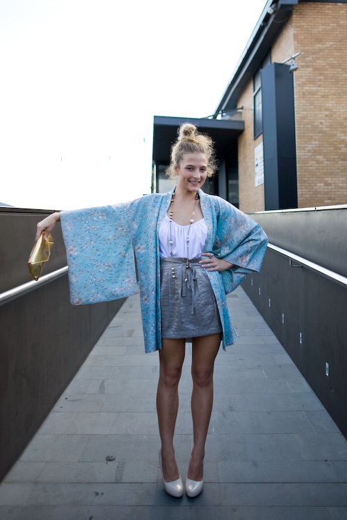 Sành điệu với áo khoác Kimono