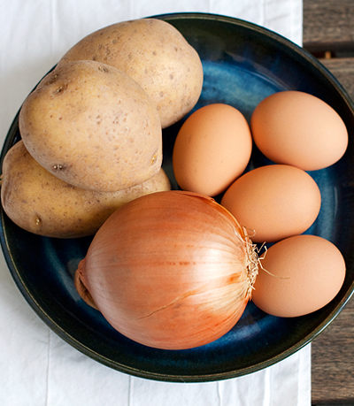 Trứng rán kiểu Tây Ban Nha – ăn là ghiền